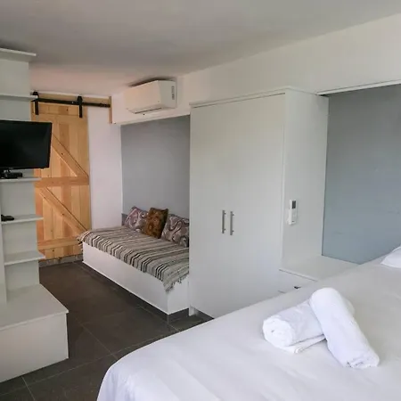 Stone Cozy In Nimporio *