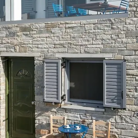 Stone Cozy In Nimporio